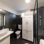 Appartement Nikky 2br Apt. In Old Town Centre