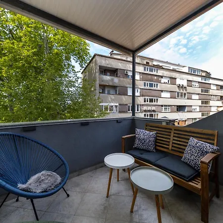 Lejlighed Nikky 2br Apt. In Old Town Centre *